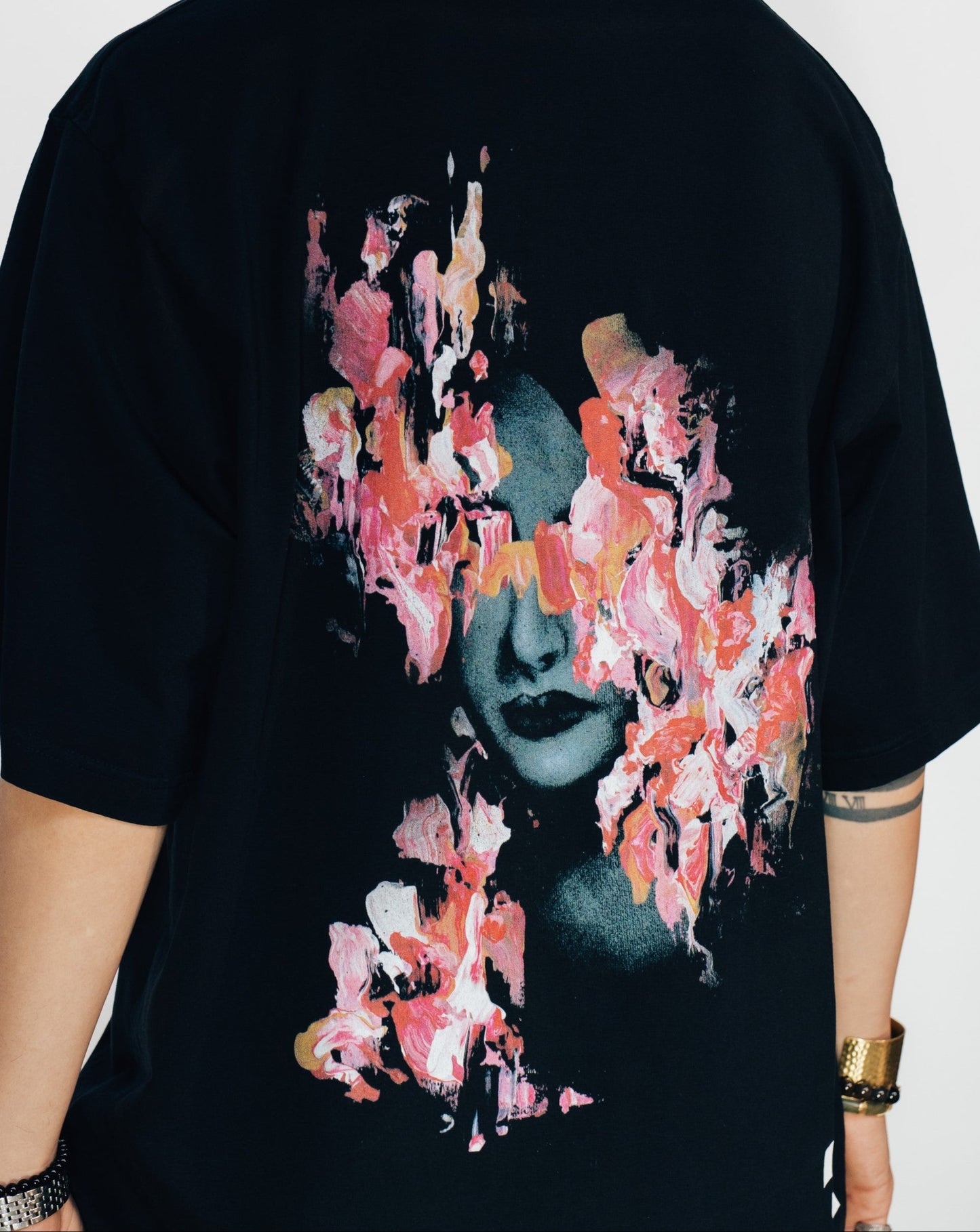 LEILA TEE BLACK