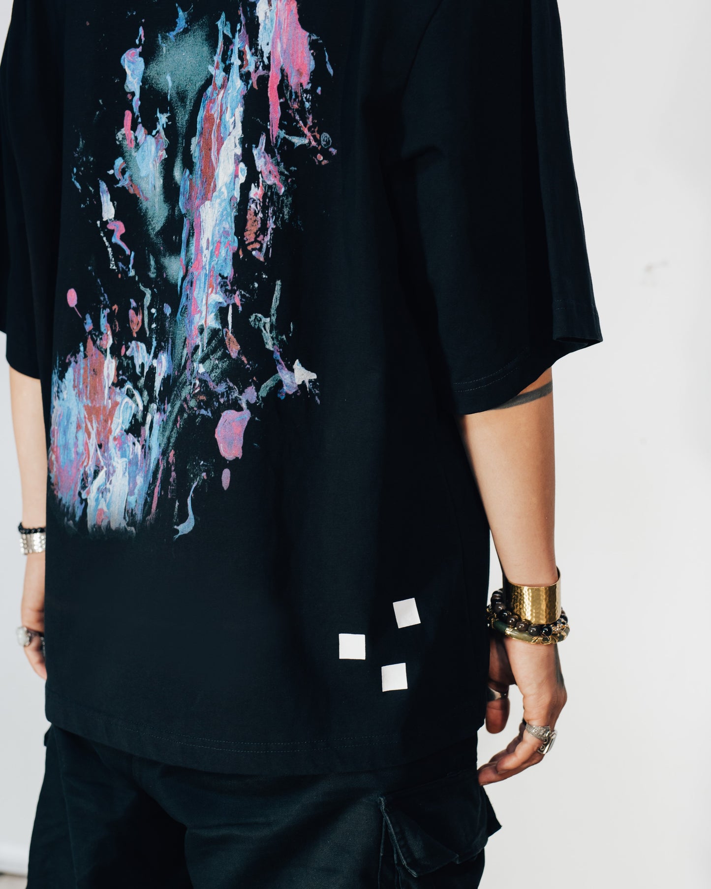 NOVA TEE BLACK